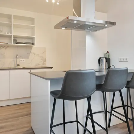 Hoogstraat Aa Modern 3p דירה